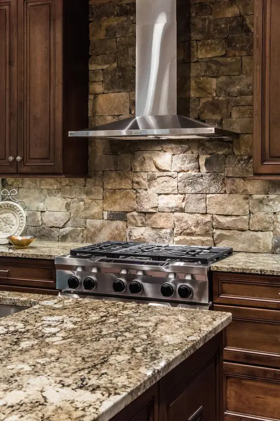 Cool stone kitchen backsplashes that wow  6