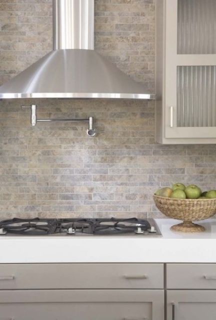 Cool stone kitchen backsplashes that wow  8