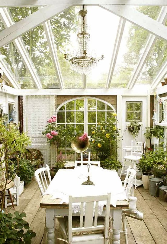 Lovely cottage-style orangery room where owners could dine from time to time.