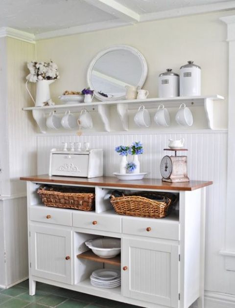 Displaying ceramic is quite popular decor idea for a farmhouse kitchen.