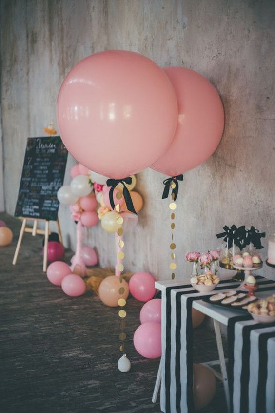 Cute balloon decor ideas for baby showers  27