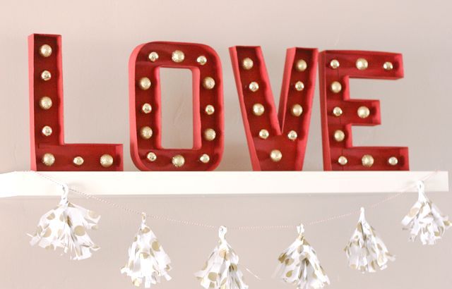 Cute valentines day marquee ideas for your home  5