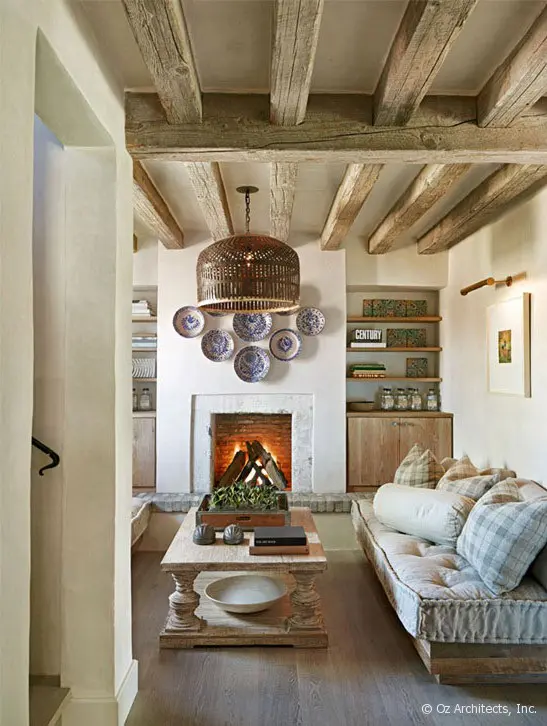 Desert Farmhouse With Warm Traditional And Rustic Interiors