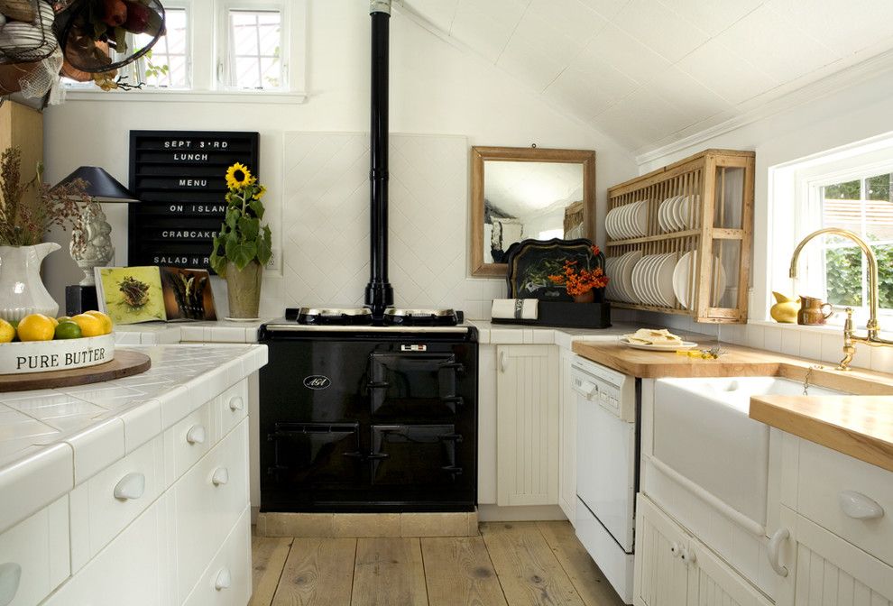 Easy tips for creating a farmhouse kitchen  6