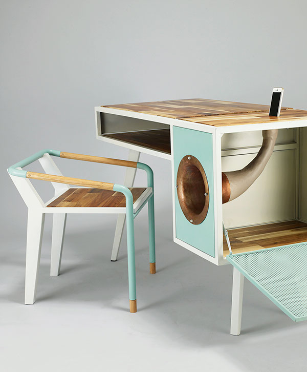 Eccentric soundbox desk with a built in docking station  1