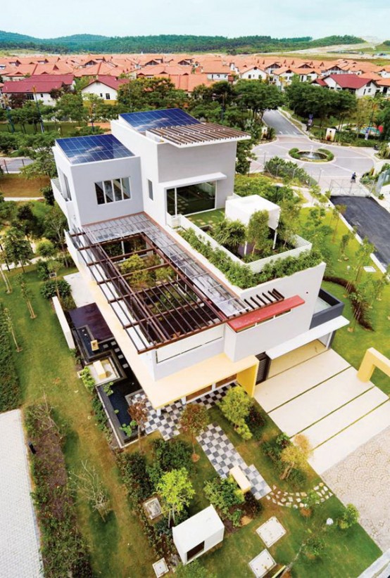 Tropical House Design with Cool Rooftop Garden and Canopy – Setia Eco Park Villa by TWS & Partners