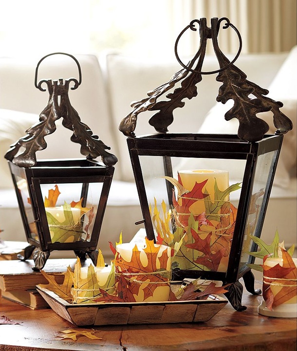 Cover several candles with fallen leaves in different colors. You can attach them by simply using twine. Place these candles into vintage lanterns and you got yourself a beautiful Fall centerpiece.