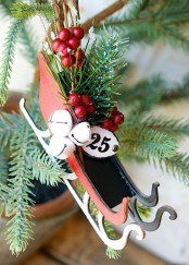 Fun And Creative Sleigh Decor Ideas For Christmas