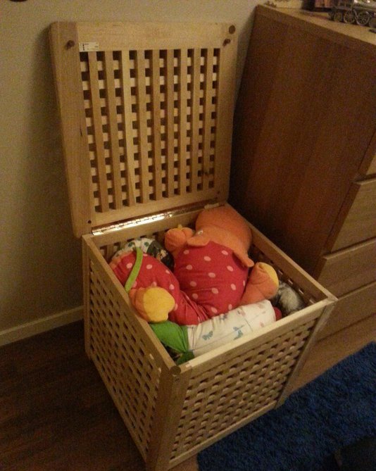 a small IKEA Hol table is used for storing toys in the kids' room is a very cool idea with much storage space