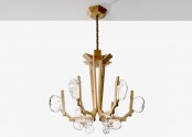 fungo-chandelier-inspired-by-mushrooms-growing-on-wood-1