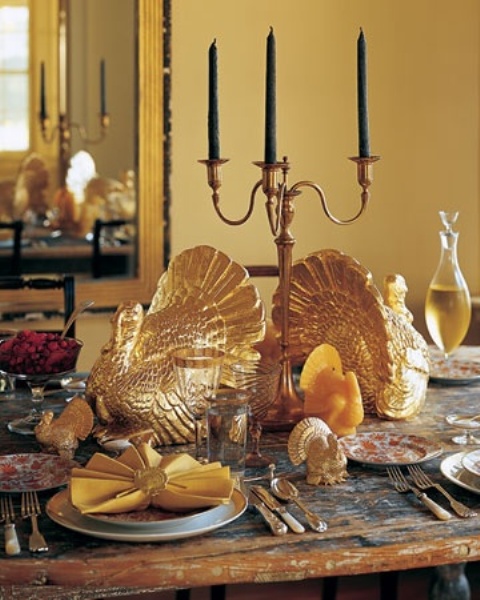 gold turkey figurines, gold candleholders, gold cutlery will make your Thanksgiving tablescape refined, chic and vintage