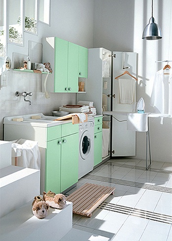 Green Laundry Room Design