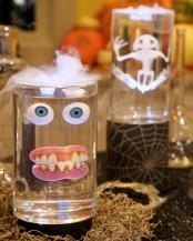 glasses with eyes and skeletons are cool and fun kids’ Halloween party decorations