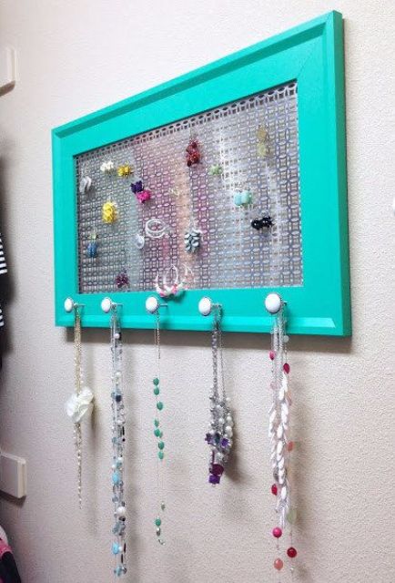 How to organize your jewelry in a comfy way ideas  17