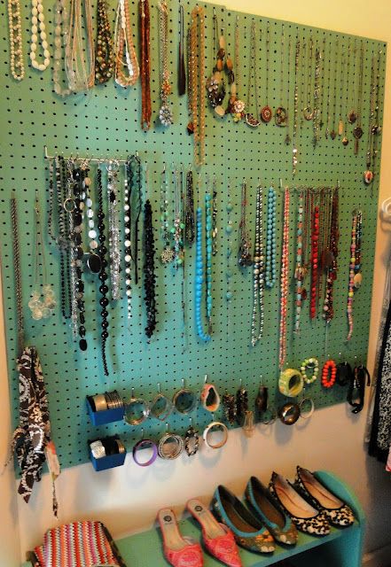 How to organize your jewelry in a comfy way ideas  34