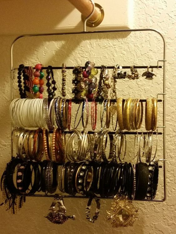 How to organize your jewelry in a comfy way ideas  35