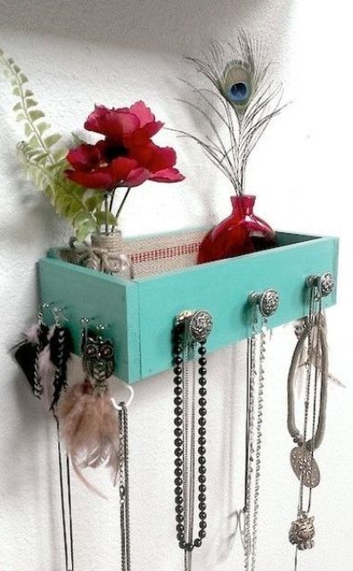 How to organize your jewelry in a comfy way ideas  40