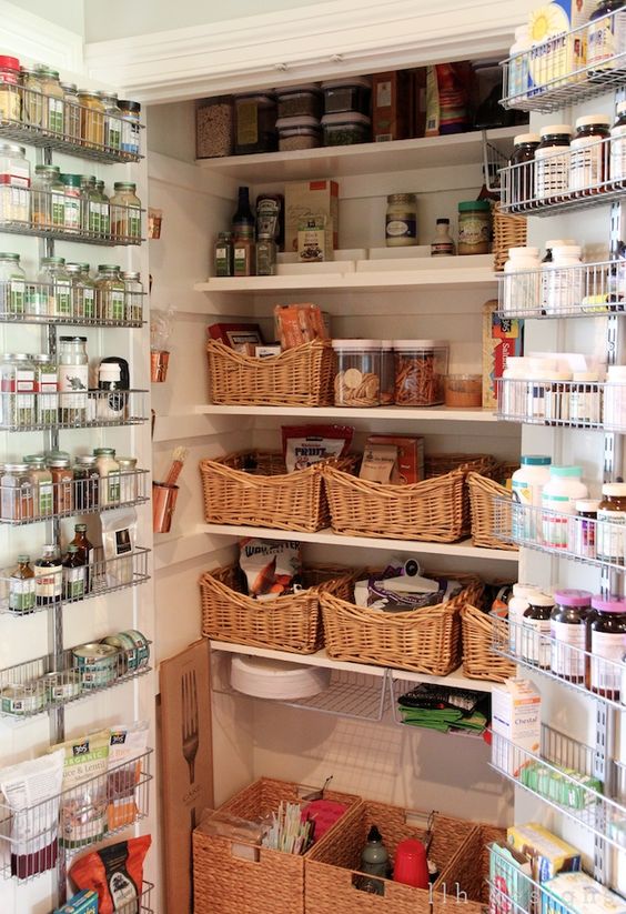 How to organize your pantry easy and smart ideas  27