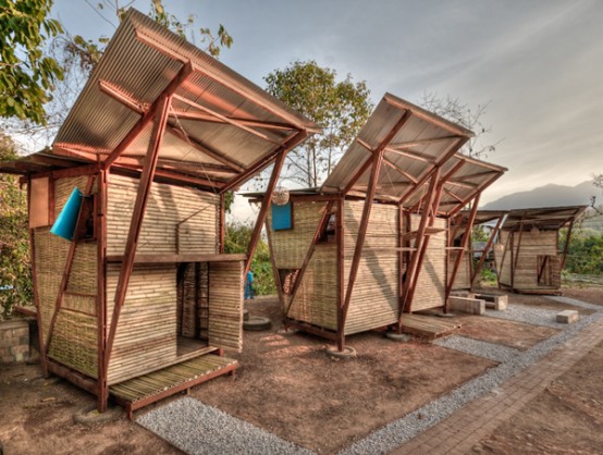 Small Iron Wood Prefab Houses with Butterfly Roof in Thailand