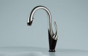 kitchen-and-bathroom-trend-flowing-faucets-1