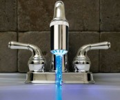 kitchen-and-bathroom-trend-flowing-faucets-27