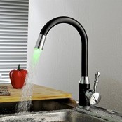 kitchen-and-bathroom-trend-flowing-faucets-29