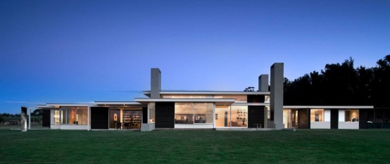 Long One Storey House Plan With Dark Iron Walls – Martinborough House by Parsonson Architects