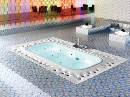 Luxurious Bathtub For Your SPA