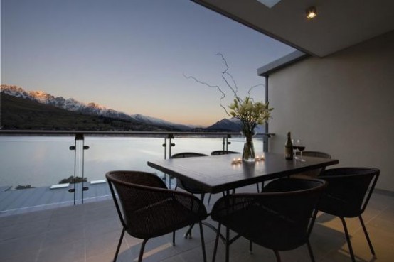 Luxury Apartment Design With Lake View