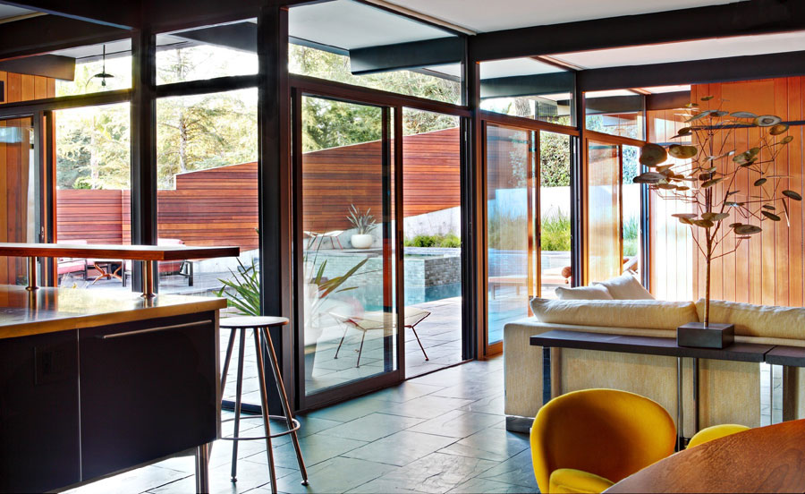 Mid century modern house decorated with an impeccable taste  4