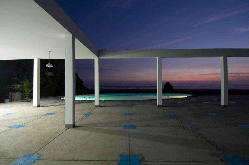 Minimalist House Located On Deserted Beach