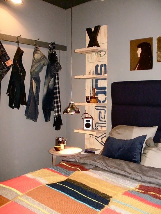 Guys don't like closets so a coat rack is the best solution to help them organize their cloth.