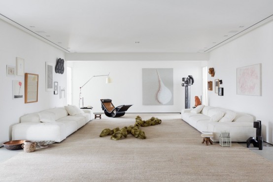 Modern Art Collector’s Family Home In White And Neutrals