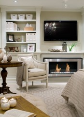 a simple neutral living room design