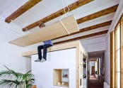 modern-house-design-with-lots-of-wood-and-exposed-beams-1