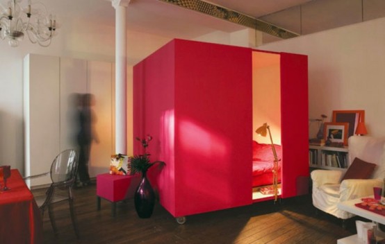 Mobile Red Cube Bedroom To Keep Your Privacy