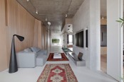 modern-zen-moscow-apartment-with-an-inner-garden-2