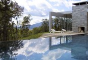 mountain-glass-house-0