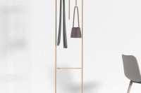 mr.ohanger-the-simplest-and-modest-clothes-stand-2