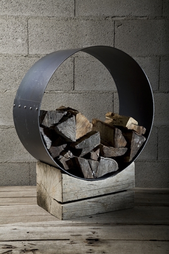 Natural Iron Log Holder – Rotzo by Civico Quattro