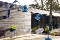 oversized-anglepoise-lamps-to-make-a-statement-5