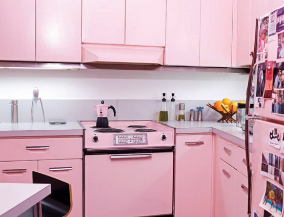 Cool Pink Kitchen Design With Retro and Chic Look