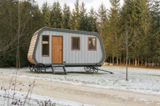 Prefab Wooden Cabin: Collingwood Shepherd Hut