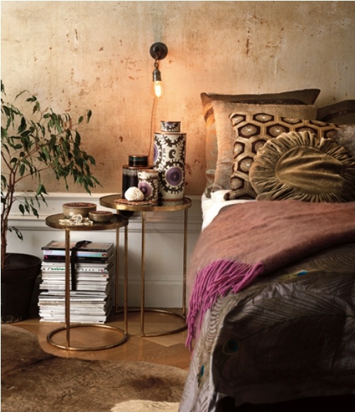 Mixing industrial and boho details could make a room look quite hip and chic.