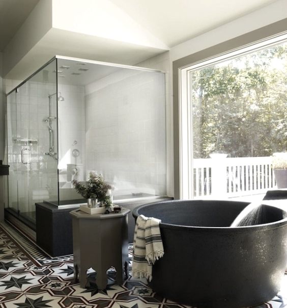 Relaxing soaking tubs with cool therapeutic designs  10
