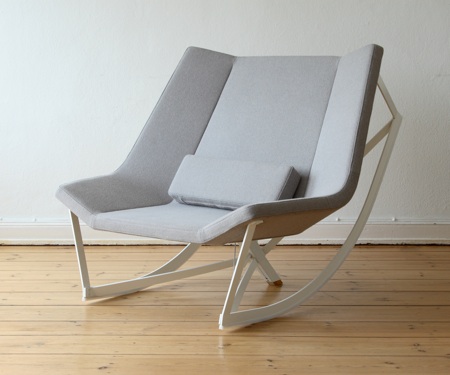 Flexible Rocking Chair With a Padded Seat – Sway by Markus Krauss