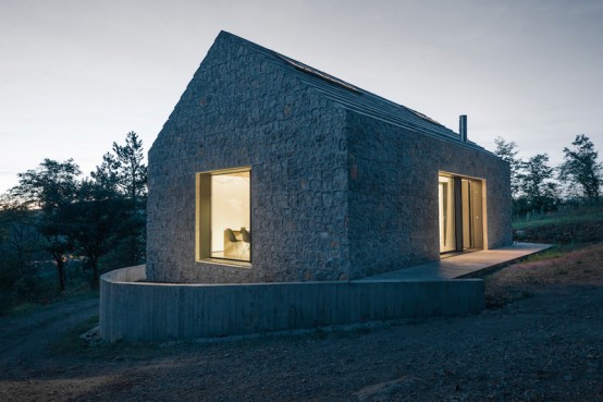 Simple And Stylish Minimalism: Compact Karst House