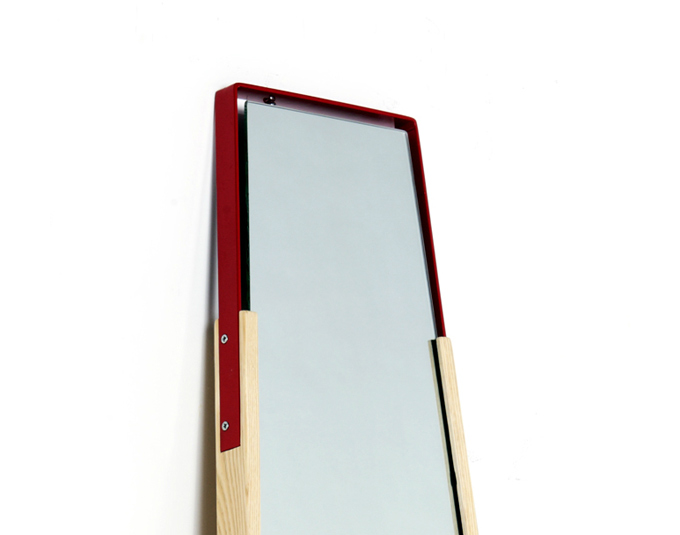 Simple Barrow Mirror Universal For Men And Women