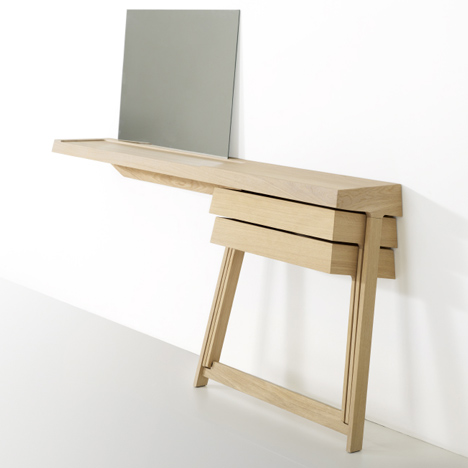 Simple Dressing Table