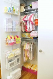 smart-and-fun-kids-clothes-organizing-ideas-15